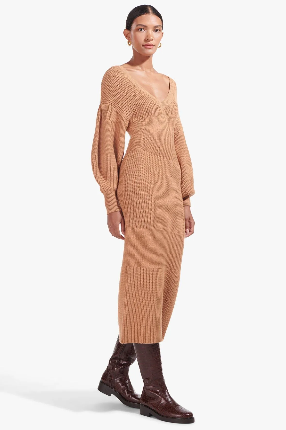 CARNATION DRESS | CAMEL