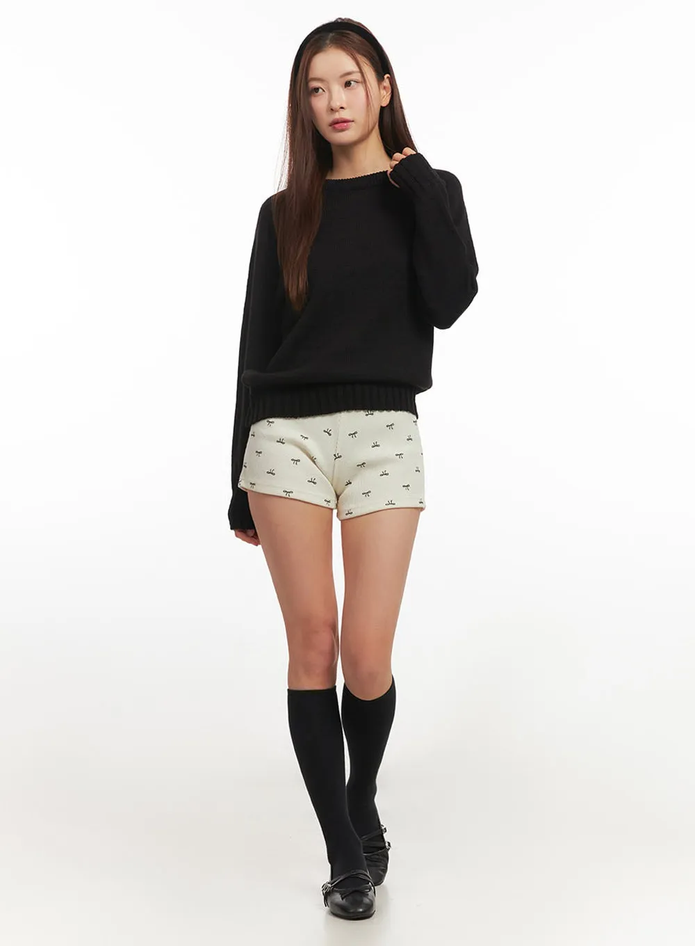 Ribbon Print Slim-Fit Shorts IM513